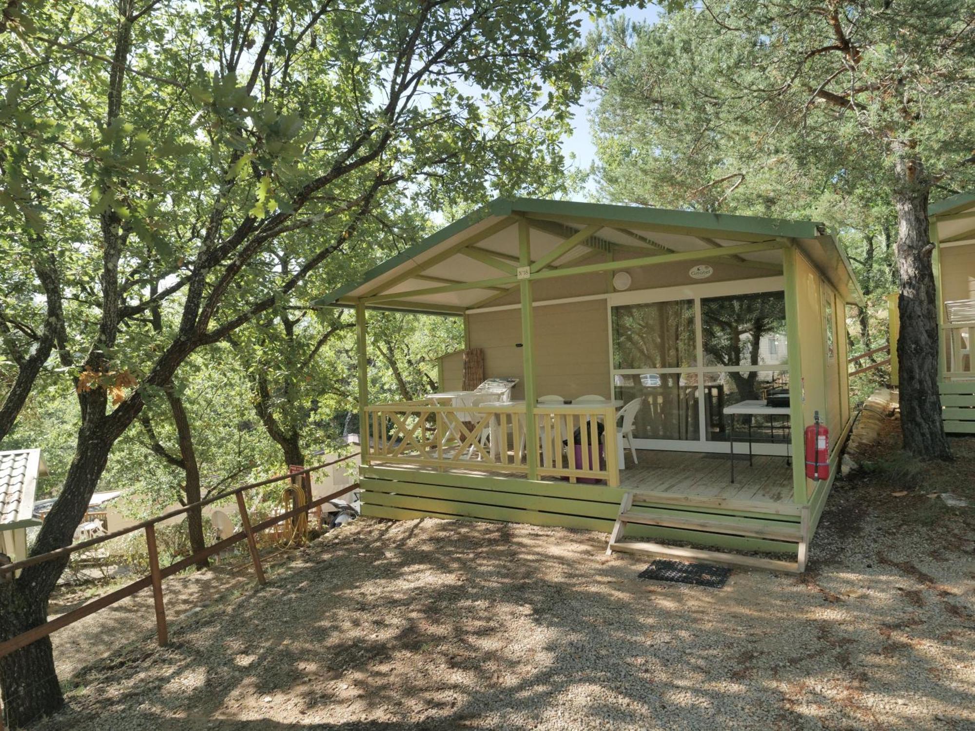 Camping Pres Du Lac De Sainte Croix Bauduen Exteriör bild