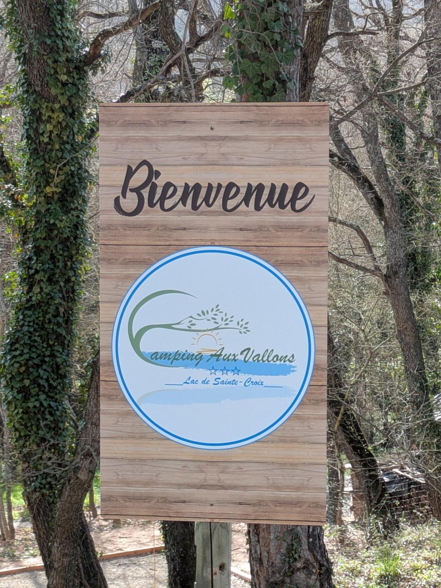Camping Pres Du Lac De Sainte Croix Bauduen Exteriör bild
